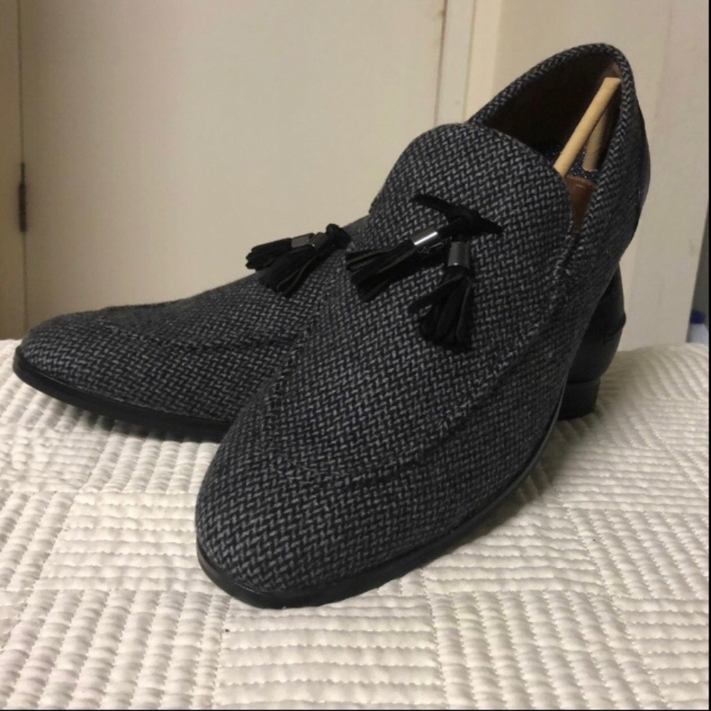 Dress Shoe Bar III